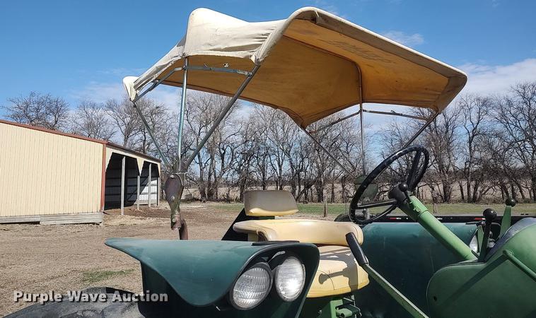 image for item DQ0338 1966 John Deere 4020  tractor