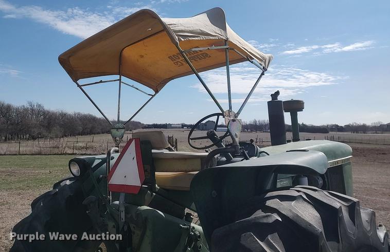 image for item DQ0338 1966 John Deere 4020  tractor