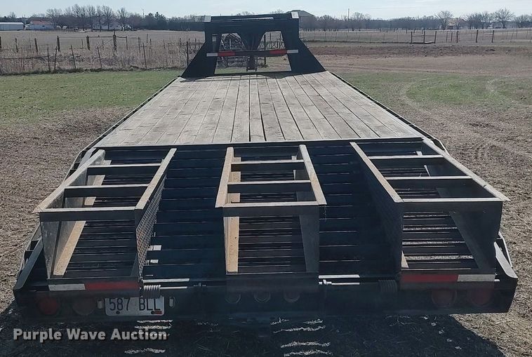 image for item DQ0340 1998 PJ  equipment trailer