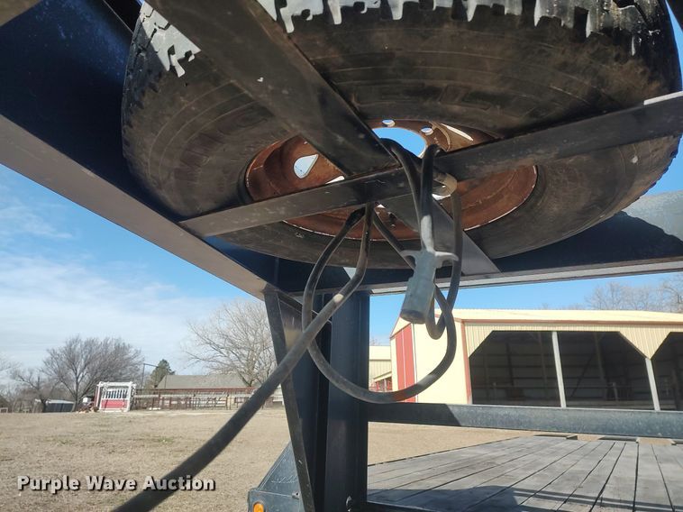 image for item DQ0340 1998 PJ  equipment trailer