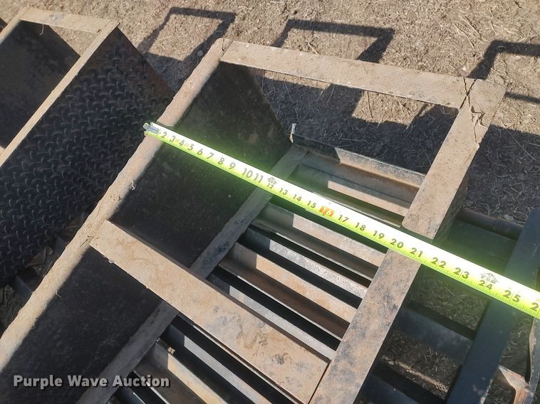 image for item DQ0340 1998 PJ  equipment trailer