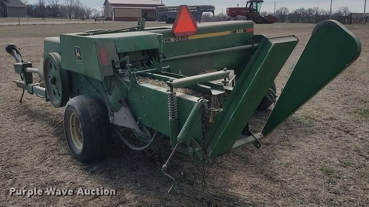 image for item DQ0342 John Deere 338W  small square baler