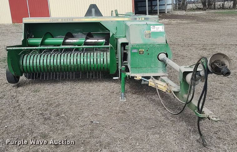 image for item DQ0342 John Deere 338W  small square baler