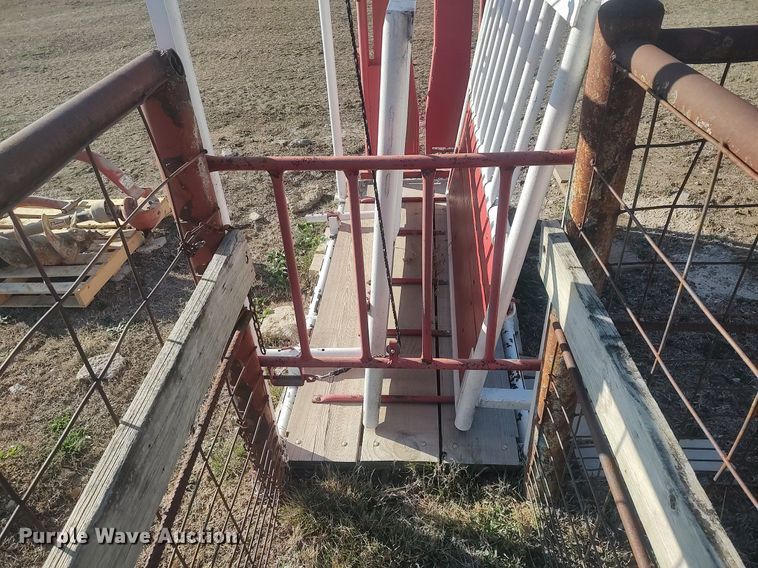 image for item DQ0344 My-D Han-D  squeeze chute