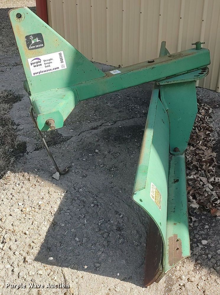 image for item DQ0345 John Deere 65  blade