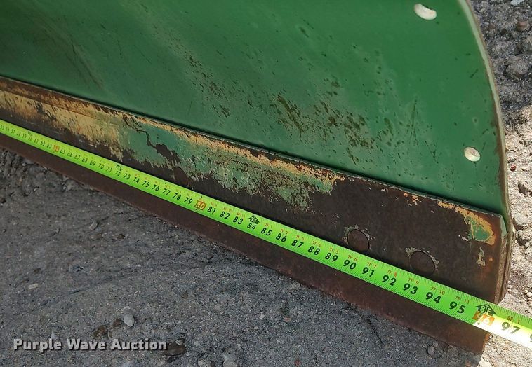 image for item DQ0345 John Deere 65  blade