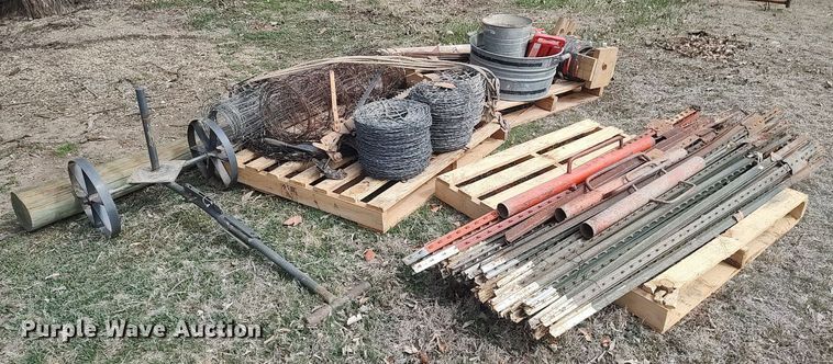 image for item DQ0350 Fencing materials