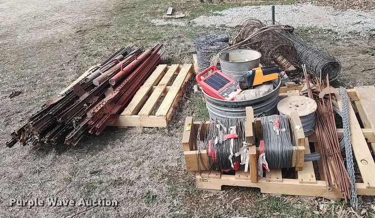 image for item DQ0350 Fencing materials