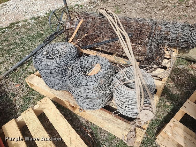 image for item DQ0350 Fencing materials