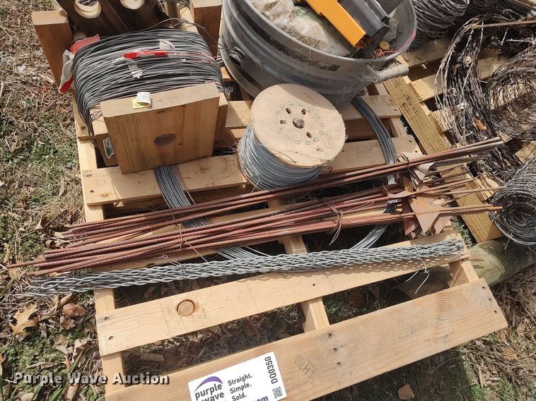 image for item DQ0350 Fencing materials