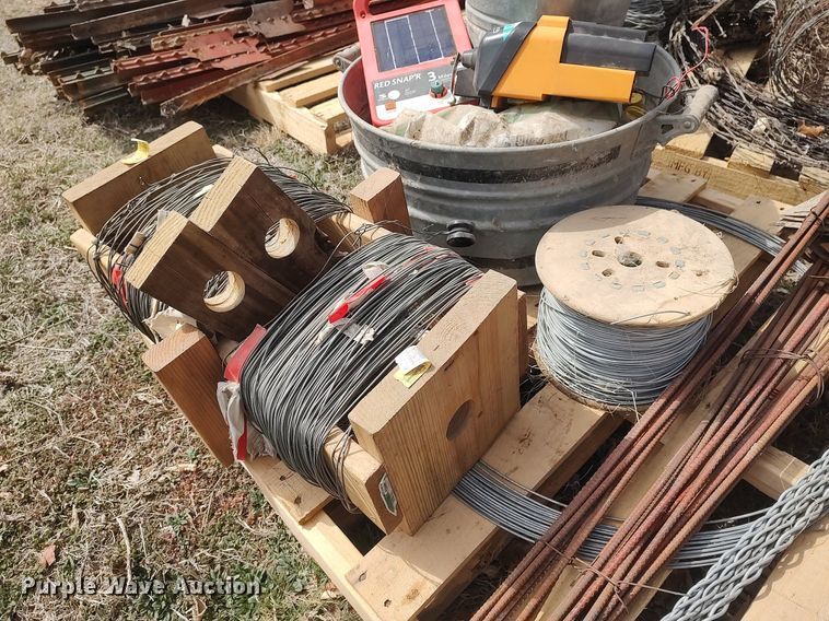 image for item DQ0350 Fencing materials