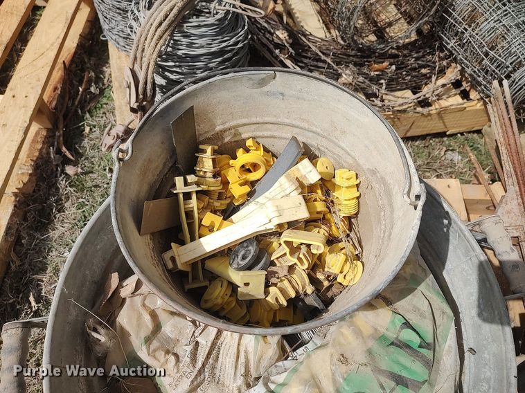 image for item DQ0350 Fencing materials