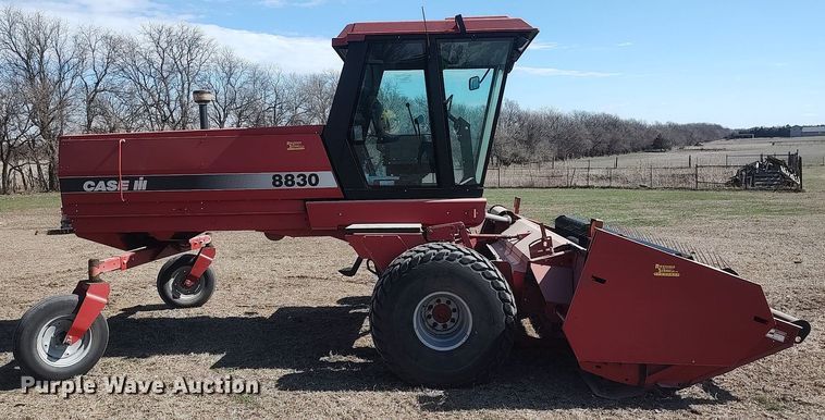image for item DQ0352 1996 Case IH 8830  swather / windrower
