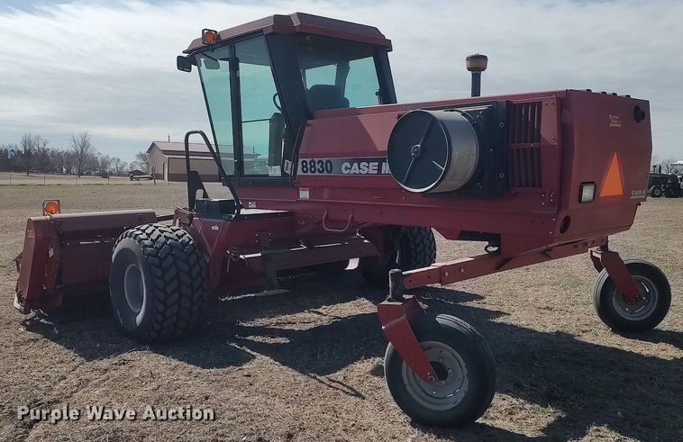 image for item DQ0352 1996 Case IH 8830  swather / windrower