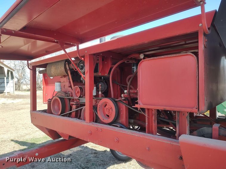 image for item DQ0352 1996 Case IH 8830  swather / windrower