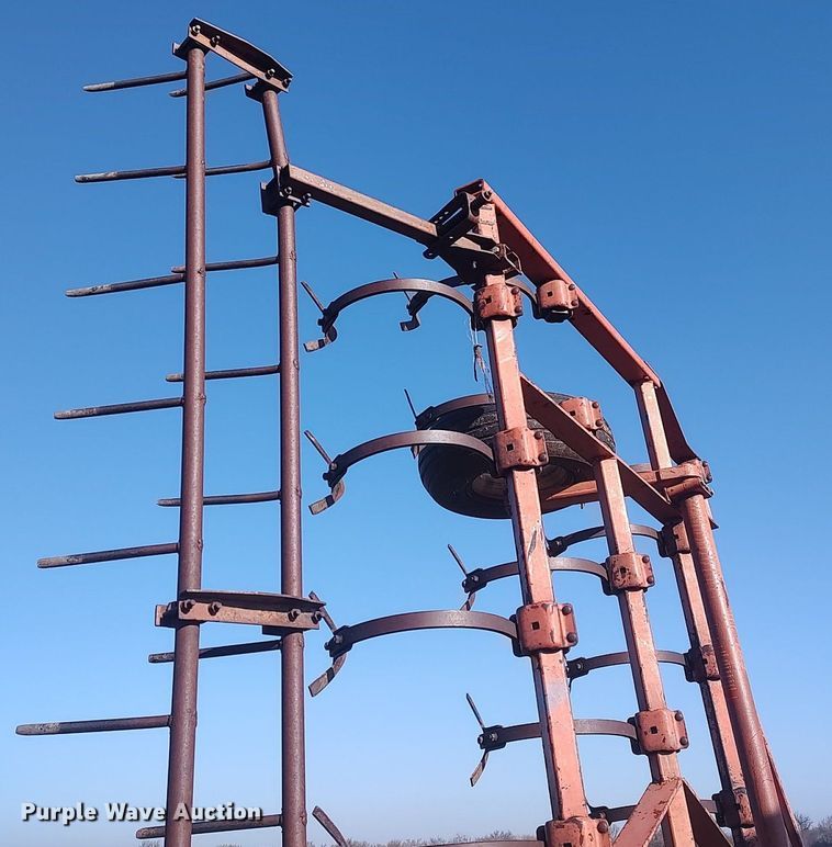 image for item DQ0356 Field cultivator