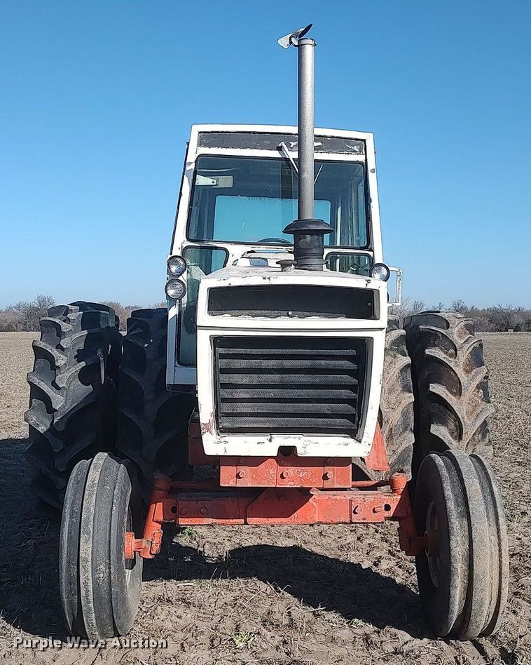 image for item DQ0357 Case 1570 Agri King  tractor