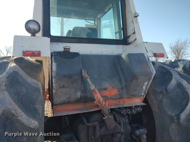 image for item DQ0357 Case 1570 Agri King  tractor