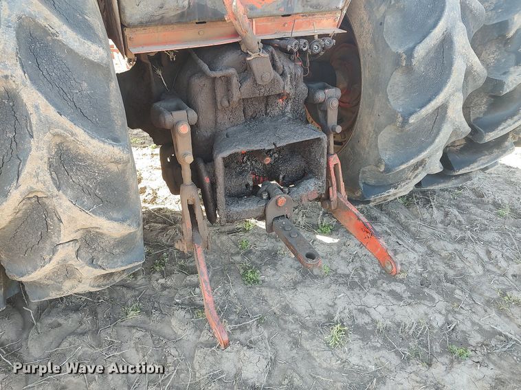 image for item DQ0357 Case 1570 Agri King  tractor
