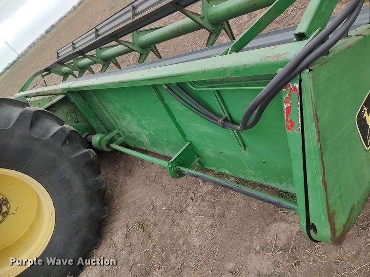 image for item DQ0358 1984 John Deere 7720 Turbo  combine