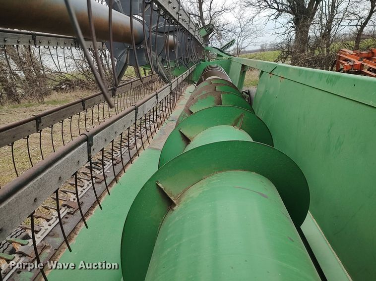 image for item DQ0359 John Deere 224  flex head