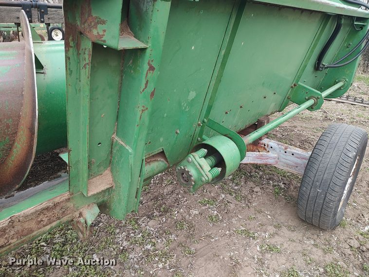 image for item DQ0359 John Deere 224  flex head