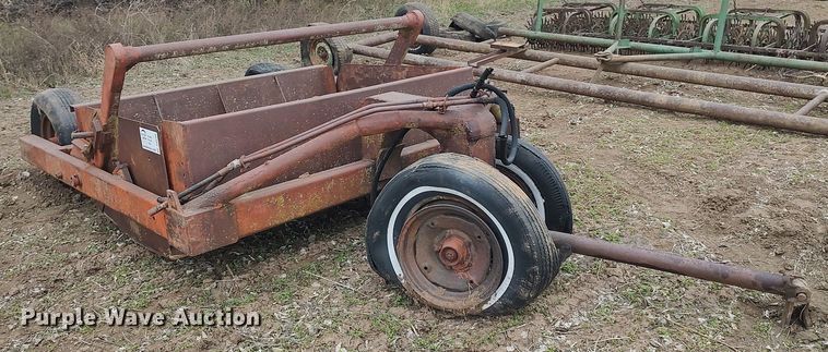 image for item DQ0366 Scraper