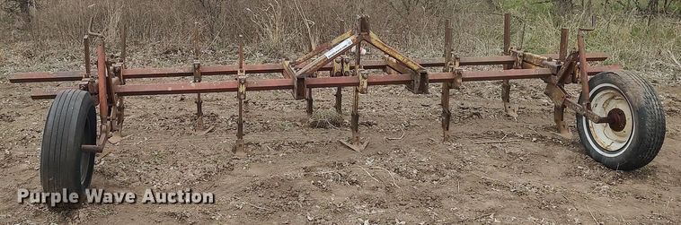 image for item DQ0368 Row crop cultivator