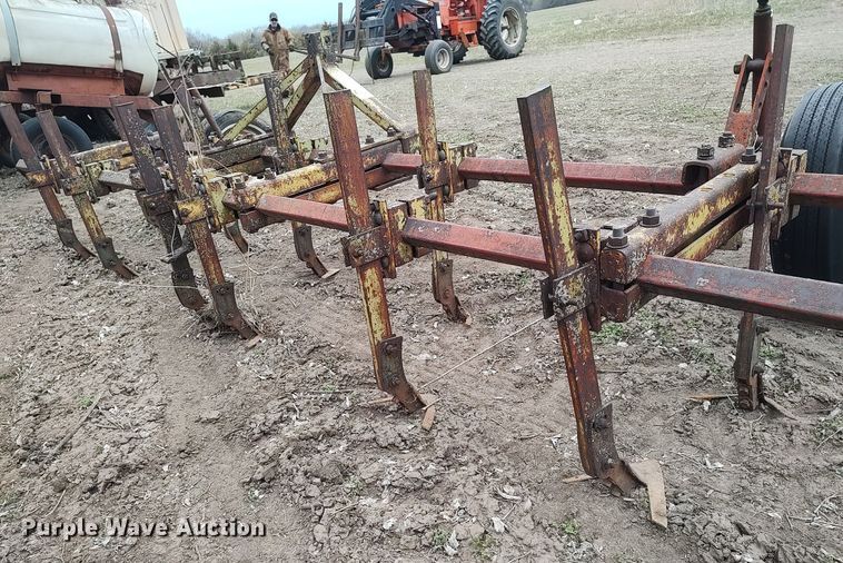 image for item DQ0368 Row crop cultivator