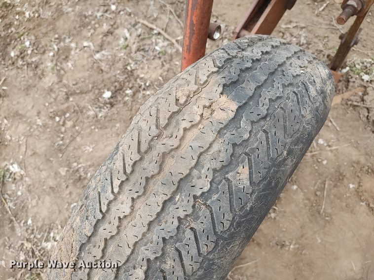 image for item DQ0368 Row crop cultivator