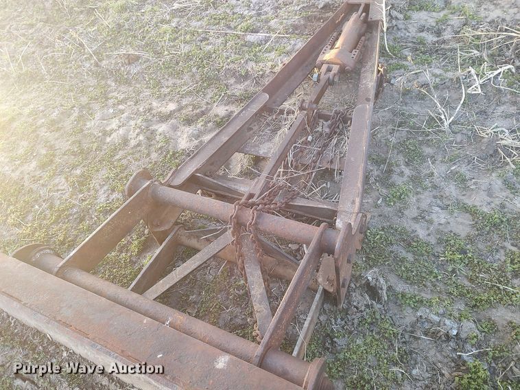 image for item DQ0369 8' W dozer blade