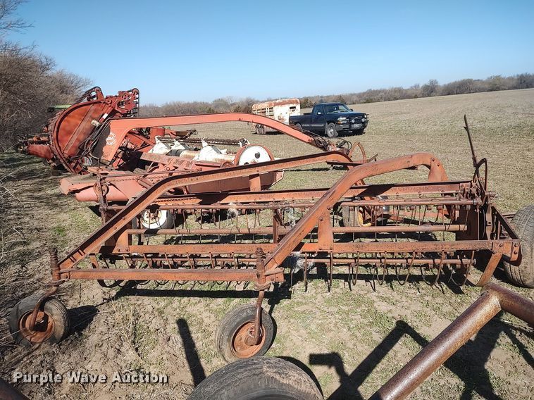image for item DQ0372 Hay rake