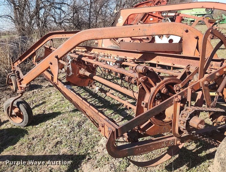 image for item DQ0372 Hay rake