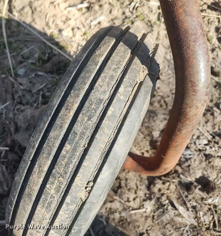 image for item DQ0372 Hay rake