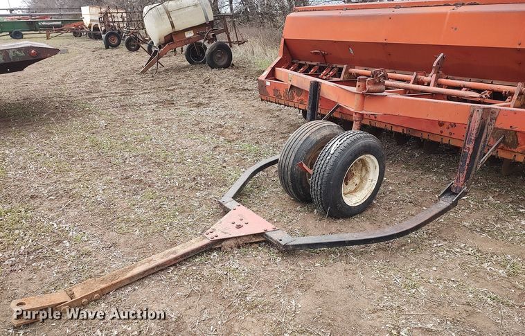 image for item DQ0373 International  grain drill