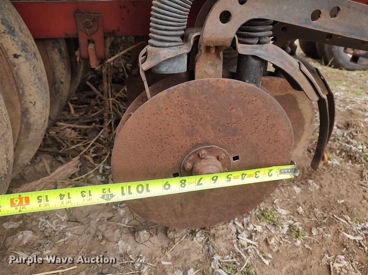 image for item DQ0373 International  grain drill