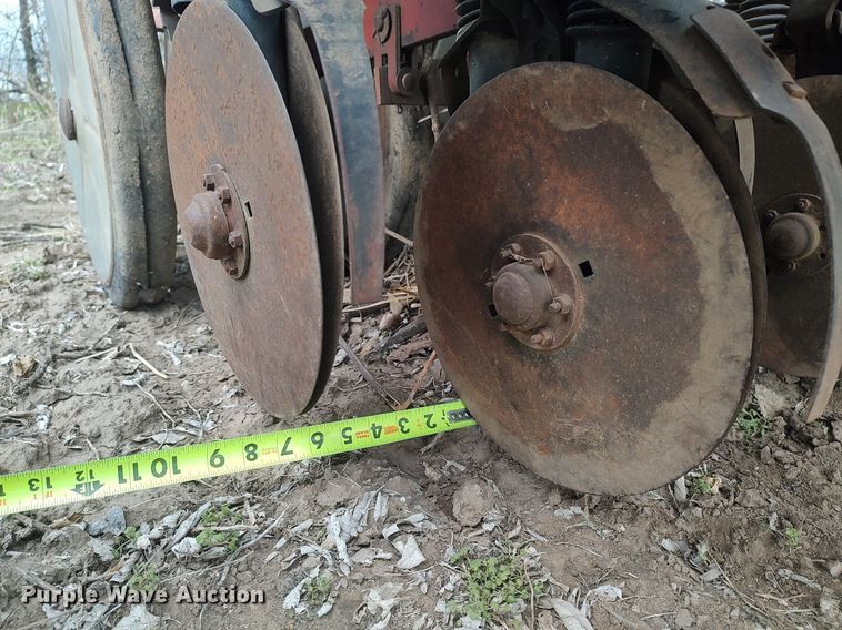 image for item DQ0373 International  grain drill