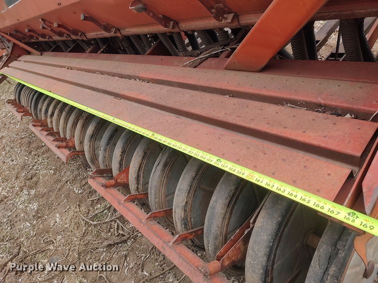 image for item DQ0373 International  grain drill