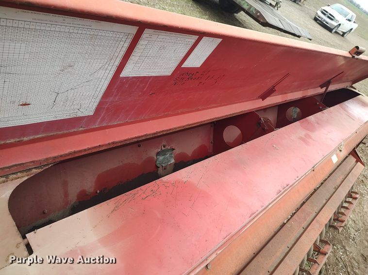 image for item DQ0373 International  grain drill