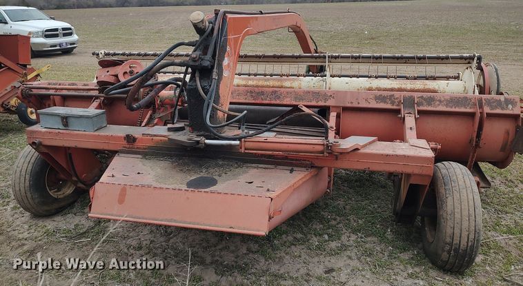 image for item DQ0374 Hesston 1014  swather / windrower