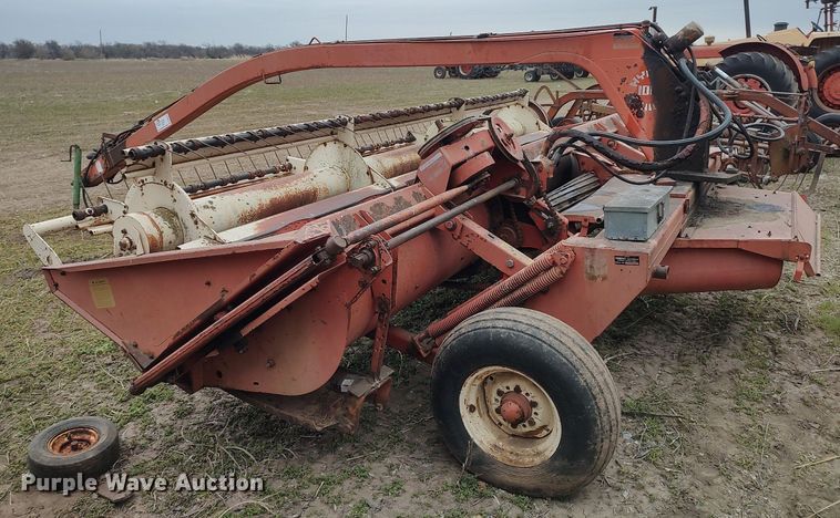 image for item DQ0374 Hesston 1014  swather / windrower
