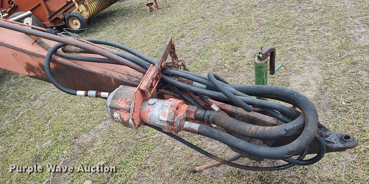 image for item DQ0374 Hesston 1014  swather / windrower