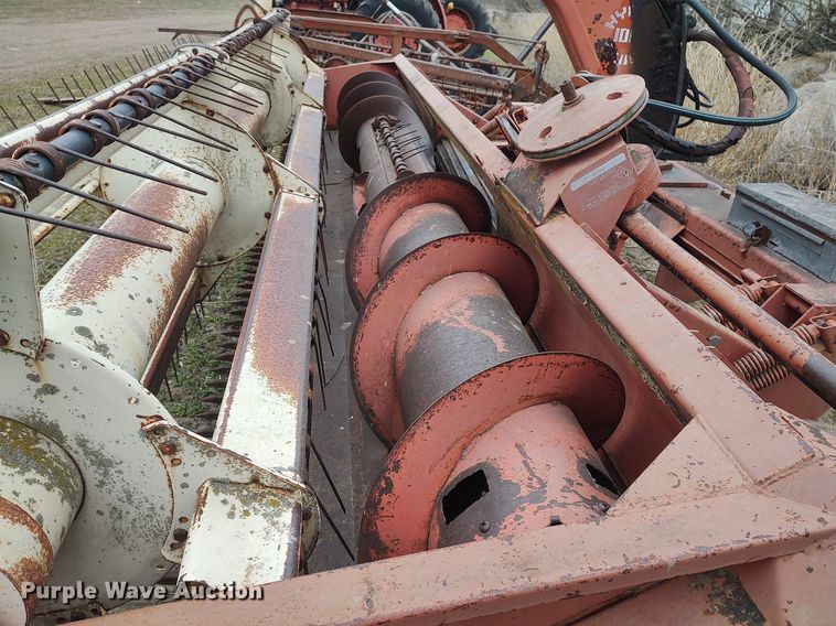 image for item DQ0374 Hesston 1014  swather / windrower