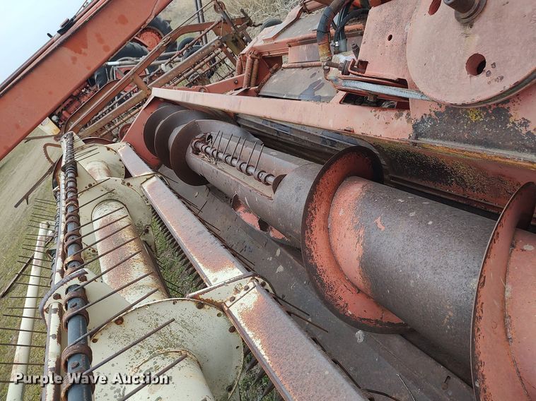 image for item DQ0374 Hesston 1014  swather / windrower