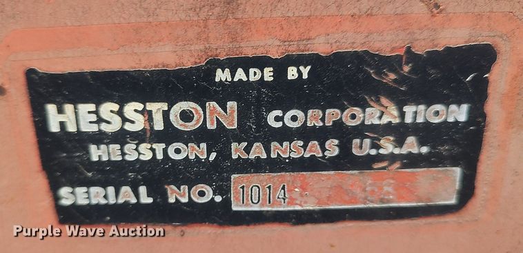 image for item DQ0374 Hesston 1014  swather / windrower