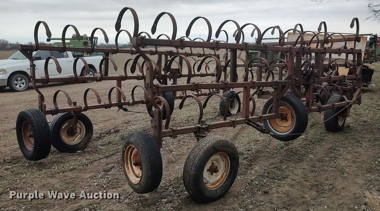 image for item DQ0376 Spring tooth harrow