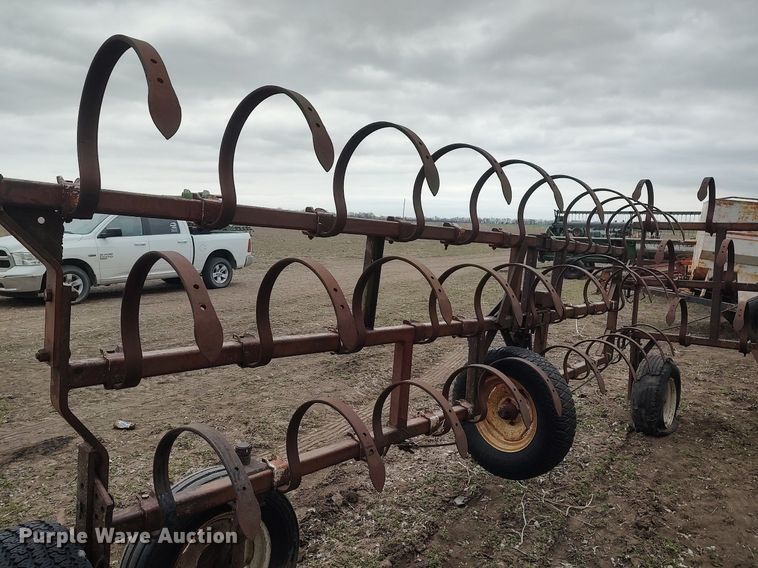 image for item DQ0376 Spring tooth harrow