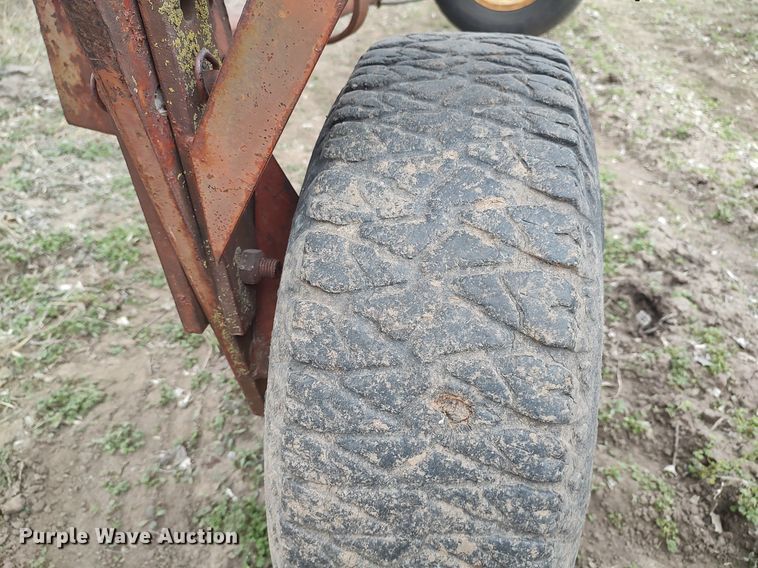 image for item DQ0376 Spring tooth harrow