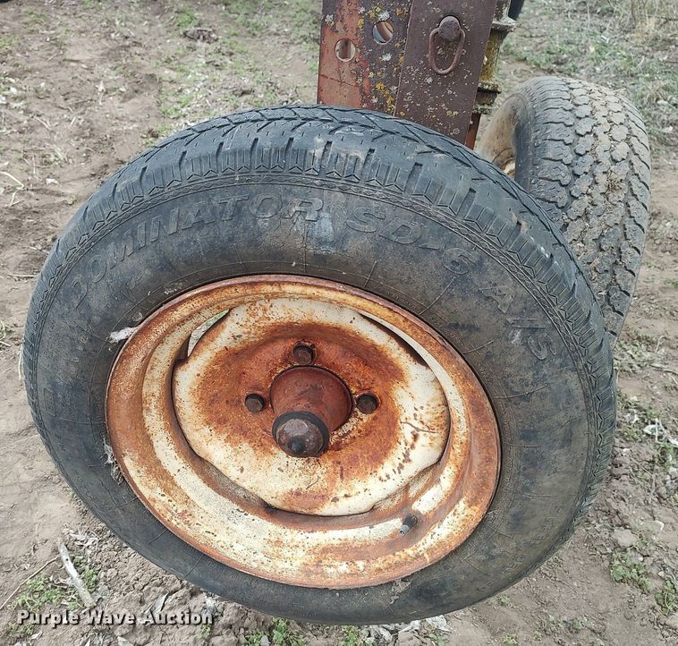 image for item DQ0376 Spring tooth harrow