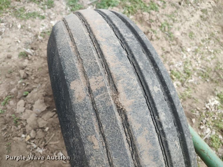 image for item DQ0377 John Deere  five bottom plow